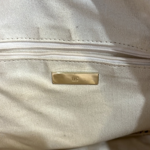 Colorful Pom Pom Beach straw bag - Picture 6 of 7